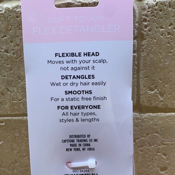 Detangling Flex Hair Brush - Picture 3 of 3